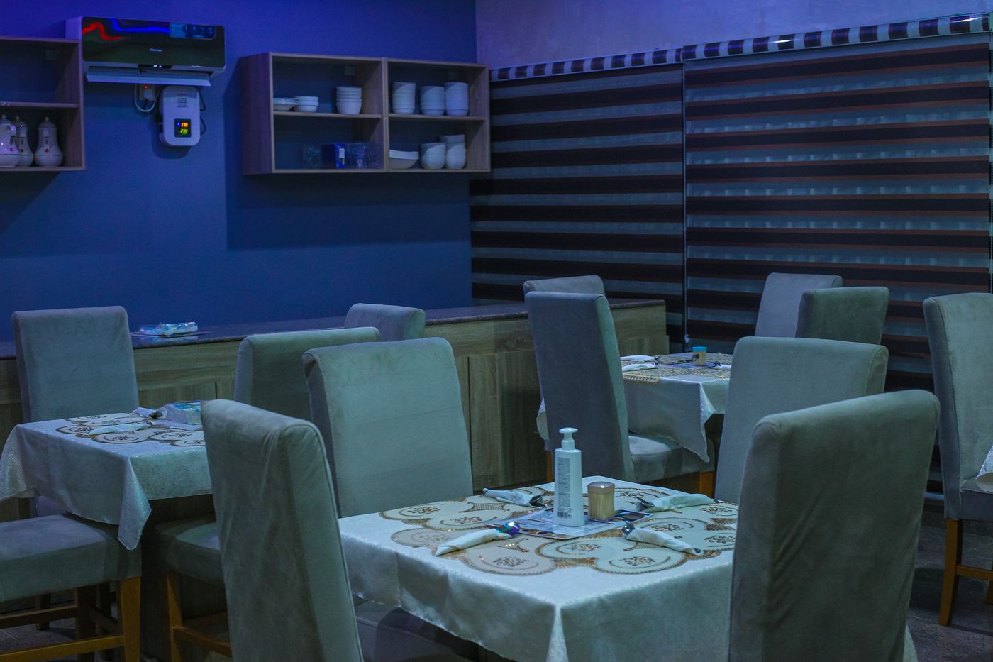 Hotel bar